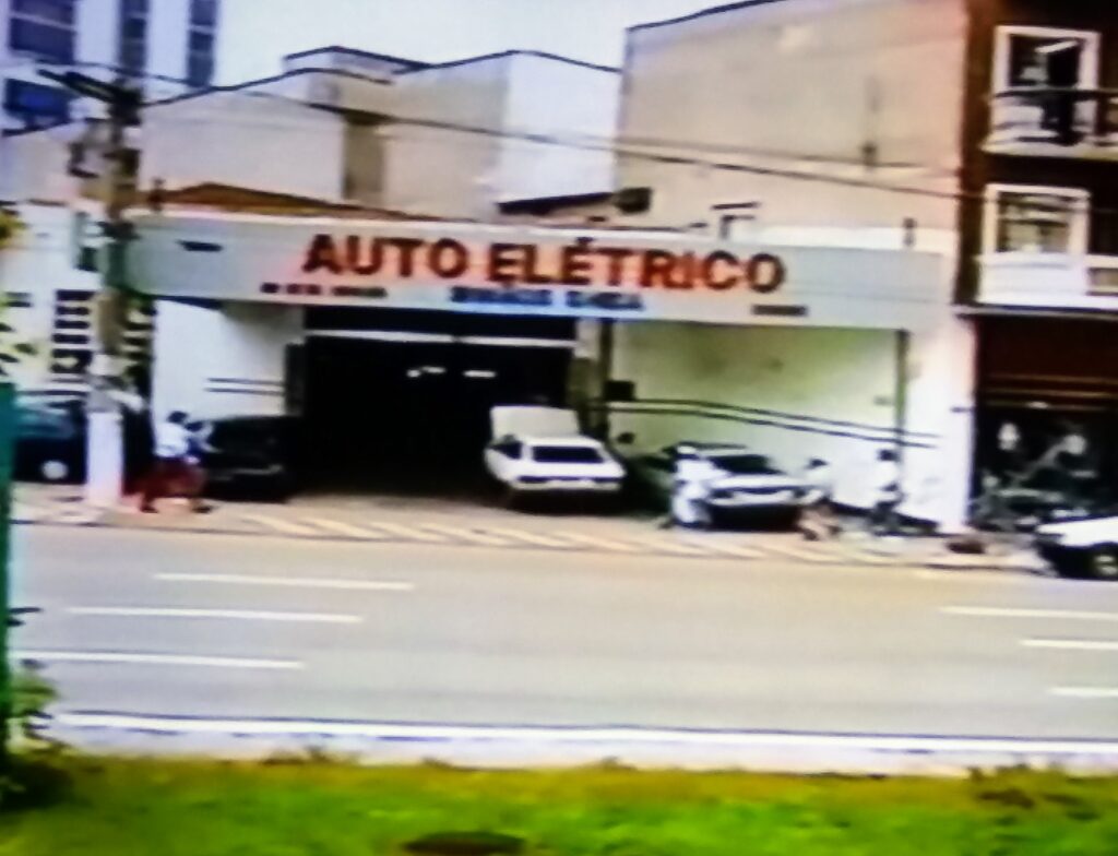 Irmãos Shida nos Anos 90 - Auto elétrico mecânica/elétrica/eletrônica em Pinheiros