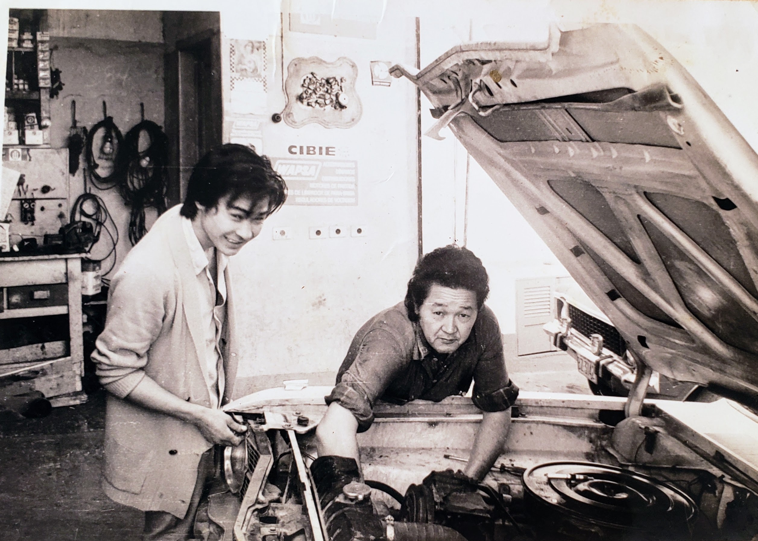 Irmãos Shida nos Anos 70 - Auto elétrico mecânica/elétrica/eletrônica em Pinheiros